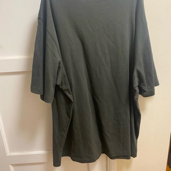 Carhartt Mens Tee - Picture 2 of 5